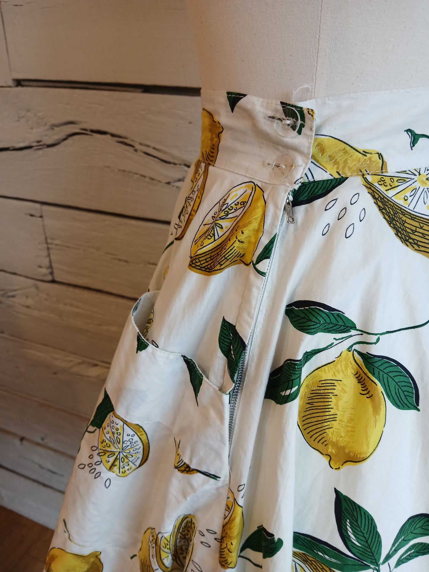 1950s Lemon Skirt with Pockets