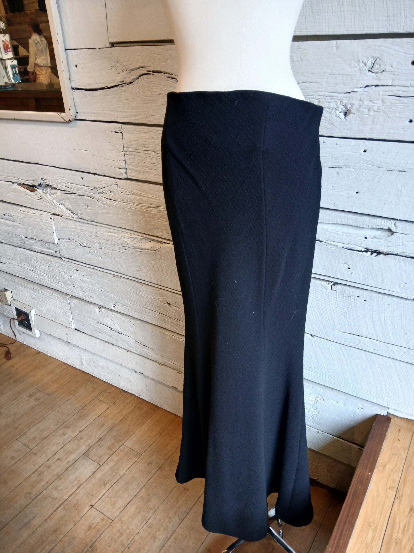 1990s DKNY Wool Knit Low-back Skirt