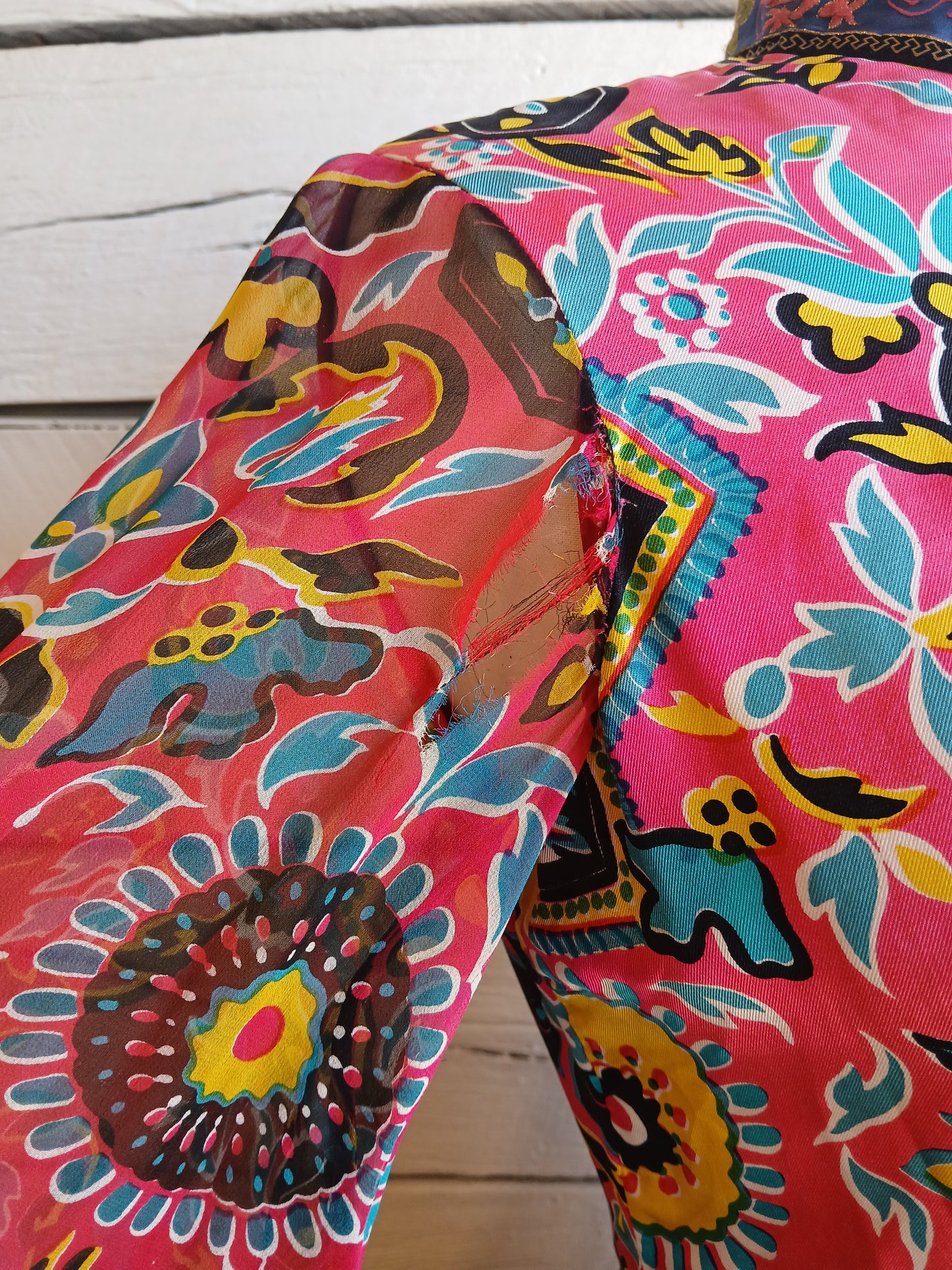 1970s Silk Printed Oscar de la Renta Dress