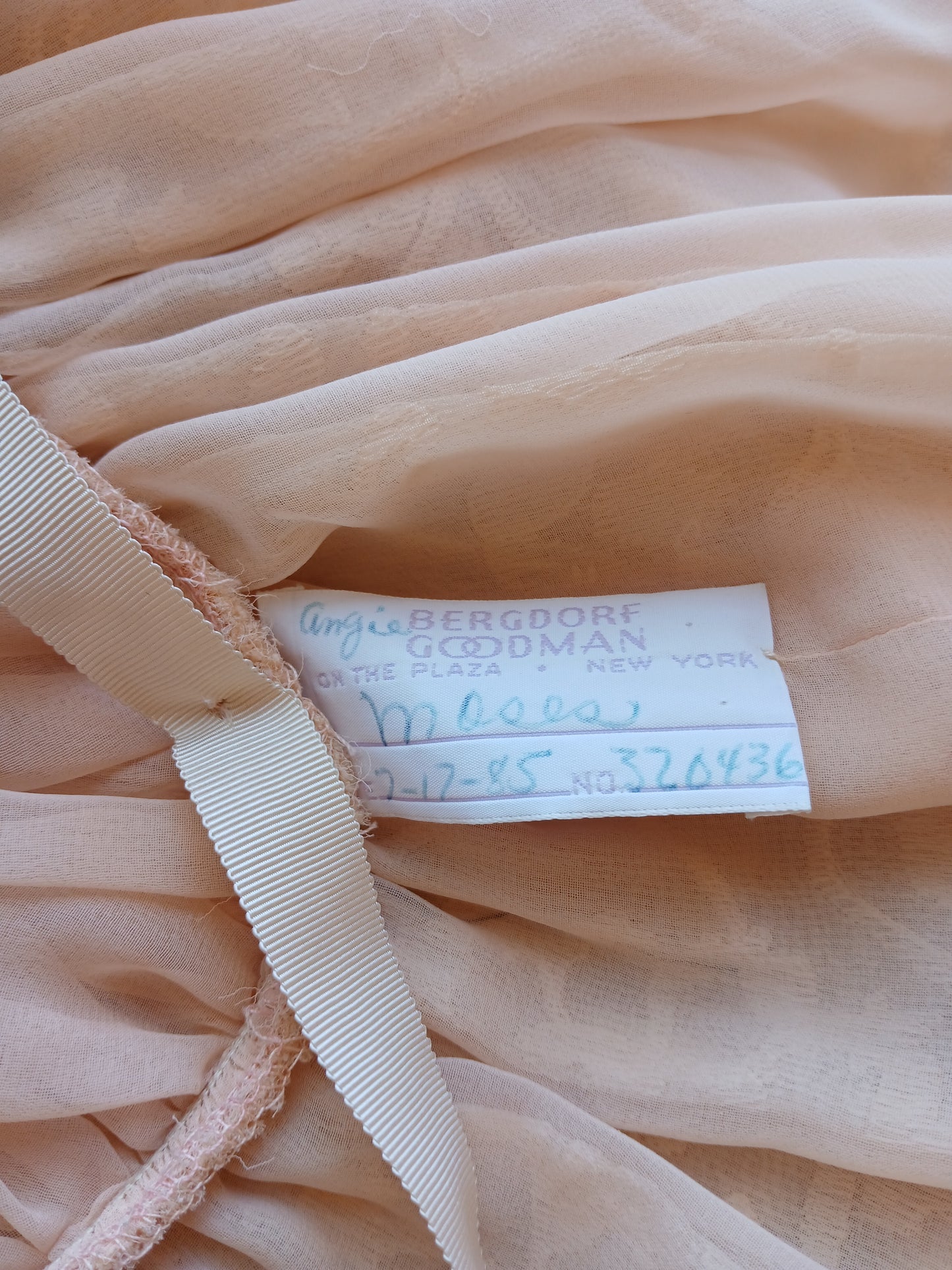 1980s Peach Oscar de la Renta Dress