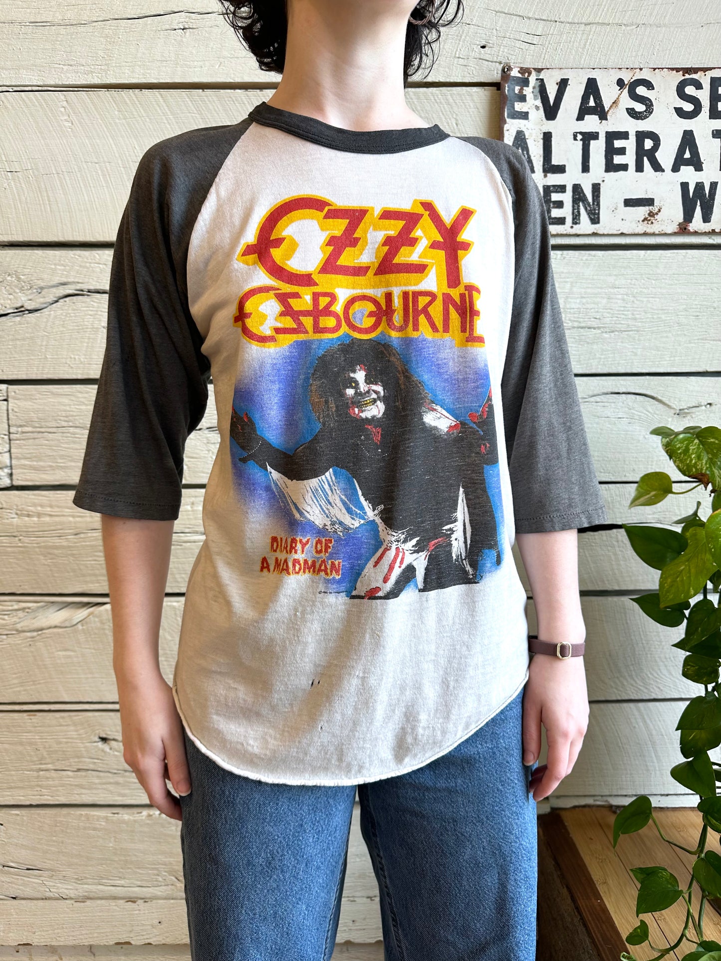 1981 Ozzy Ozbourne Diary of a Madman raglan
