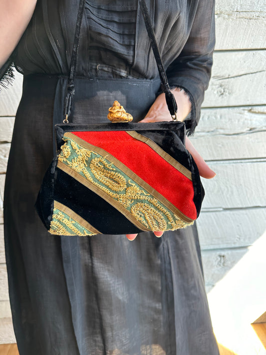 1950s/1960s velvet and embroidered handbag
