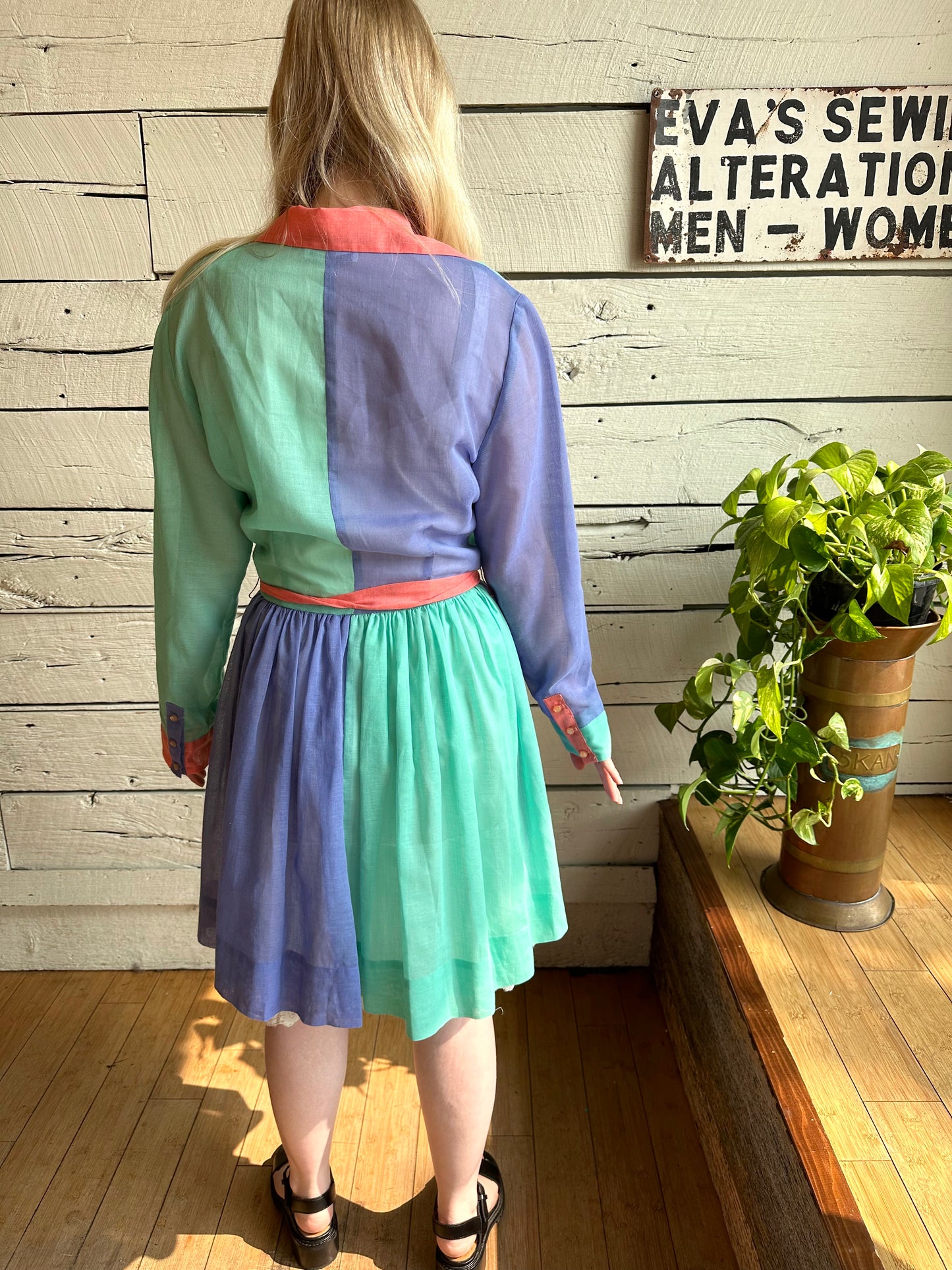 1970s color block dress