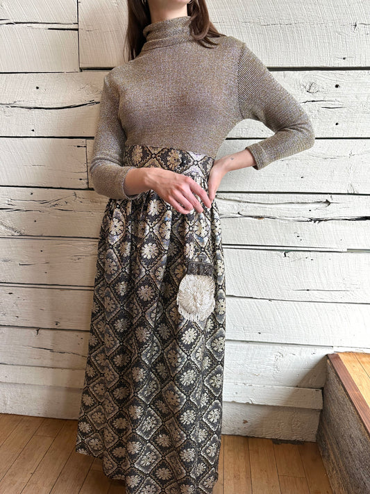 1920s white beaded bag