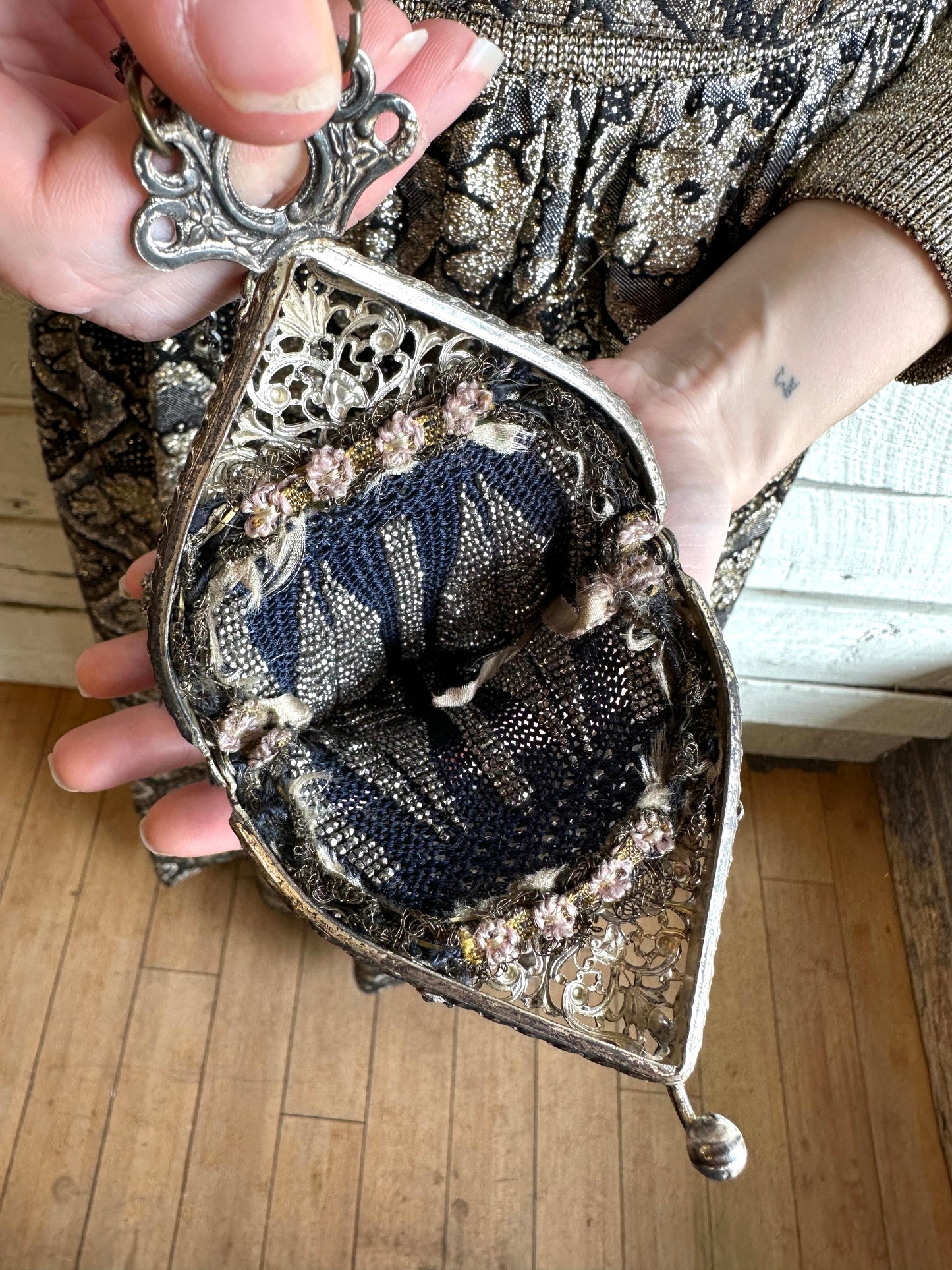 1920s navy and silver beaded bag