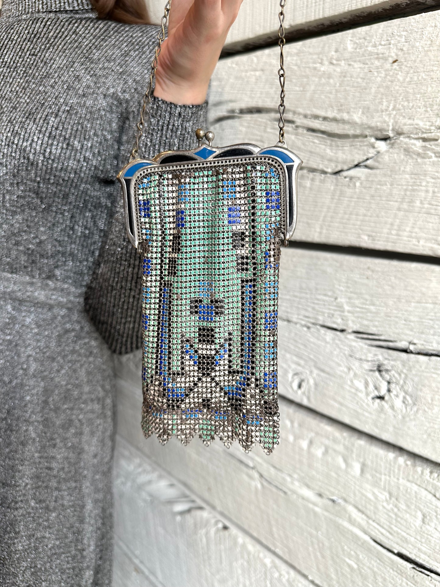 1920s Whiting and Davis deco chainmail bag