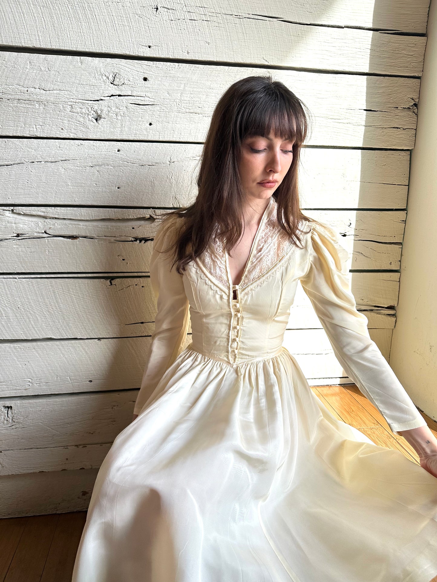 1980s Gunne Sax cream party dress