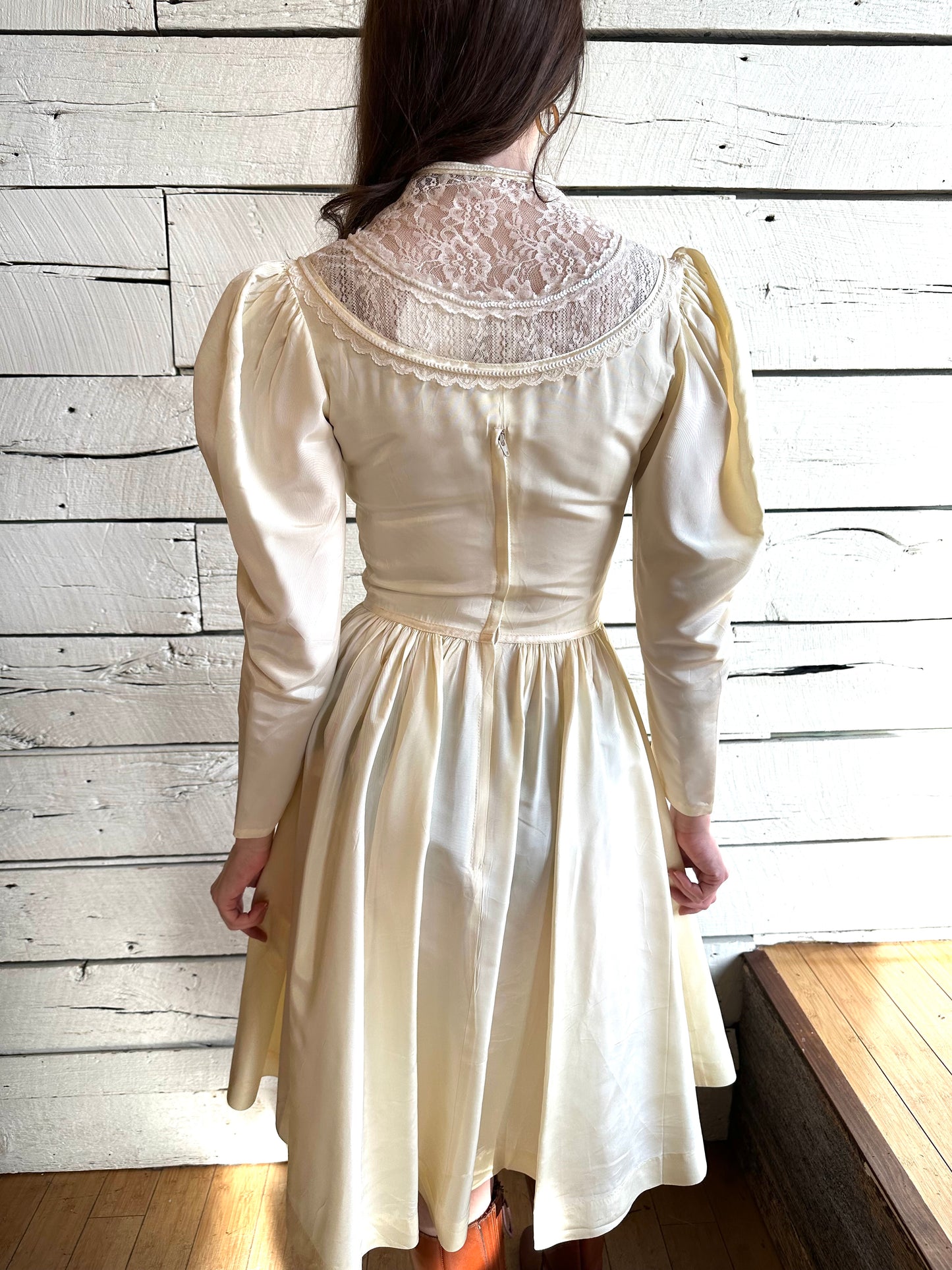 1980s Gunne Sax cream party dress
