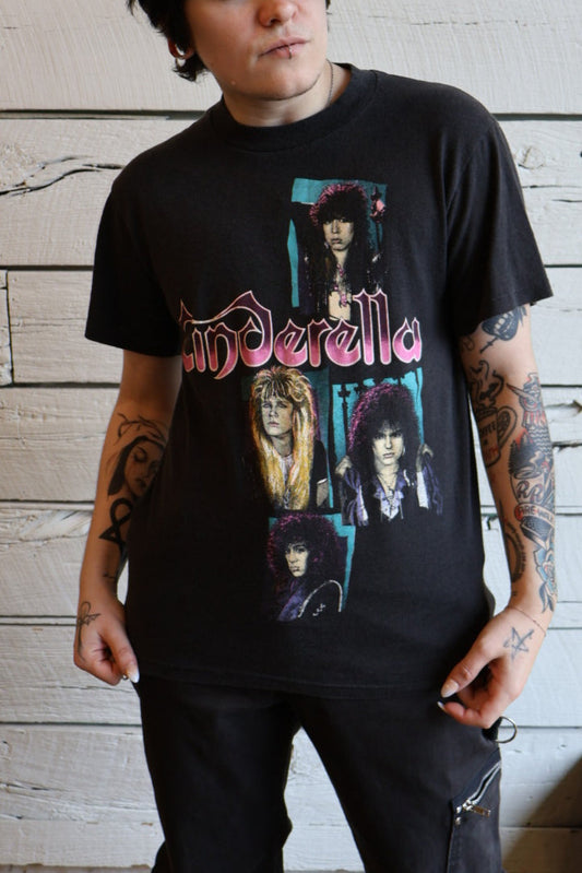 1986 Cinderella Shakes the USA Tour Tee