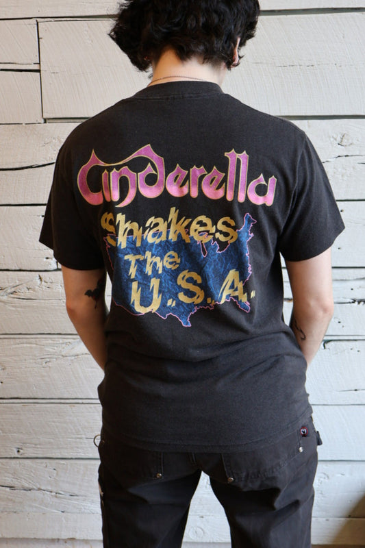 1986 Cinderella Shakes the USA Tour Tee