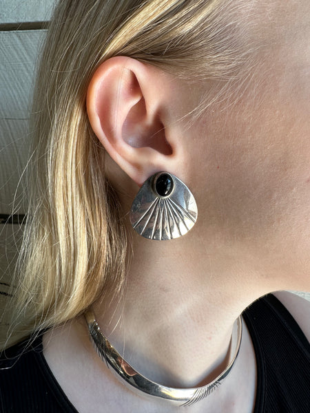 Vintage sterling silver and onyx earrings