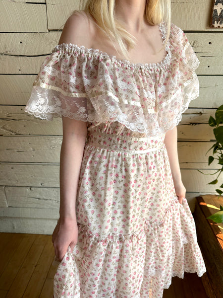 1970s Gunne Sax off the shoulder dress