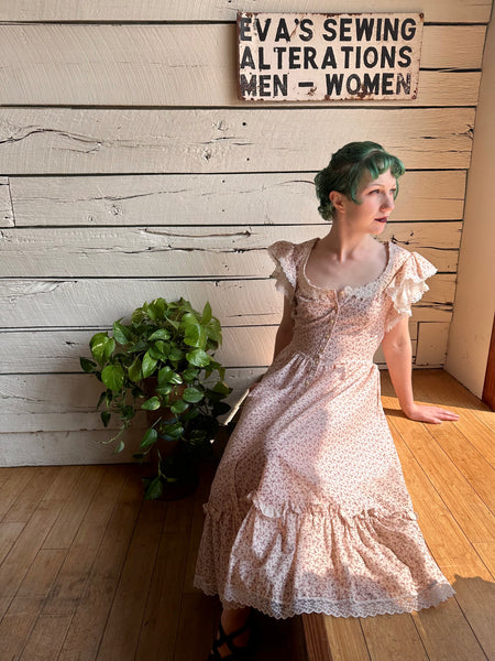 1970s Gunne Sax pink and burgundy flutter sleeve dress
