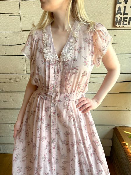 1970s Gunne Sax lavender sheer collared dress