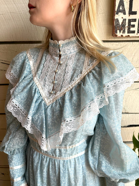 1970s Gunne Sax light blue long sleeve dress