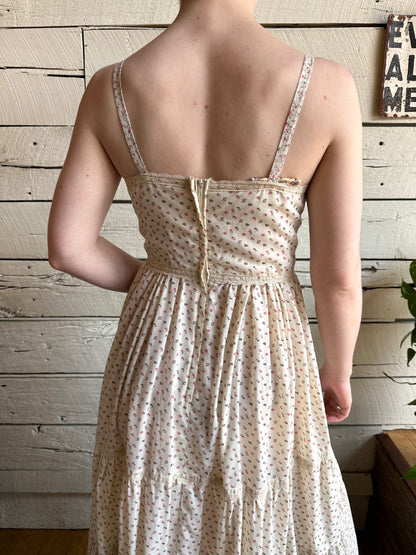 1970s Gunne Sax cream sleeveless floral dress