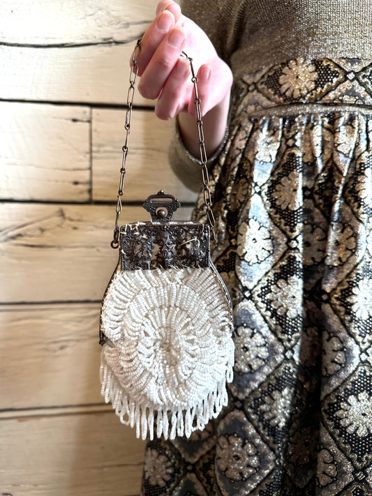 1920s white beaded bag