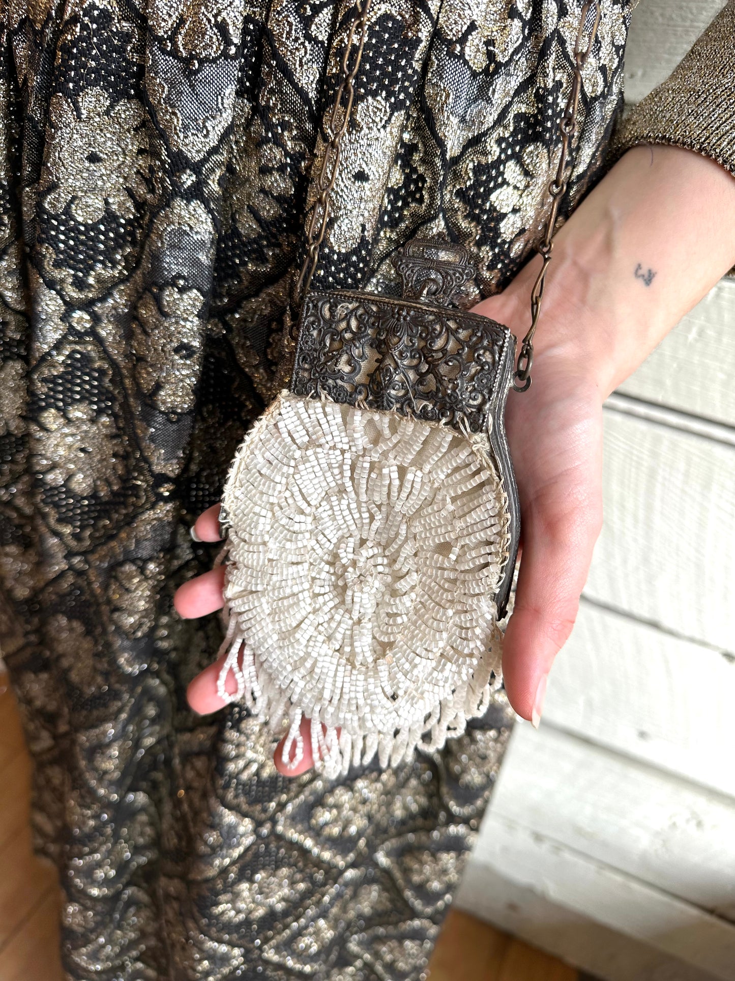 1920s white beaded bag