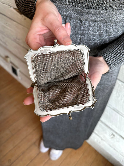 1920s Whiting and Davis deco chainmail bag