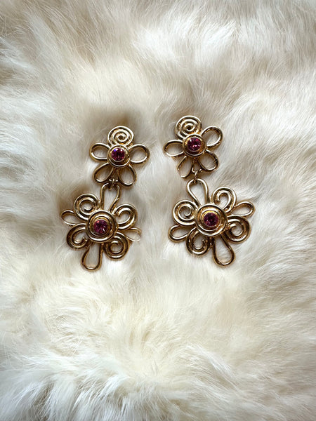 1970s Avon gold floral drop clip-on earrings