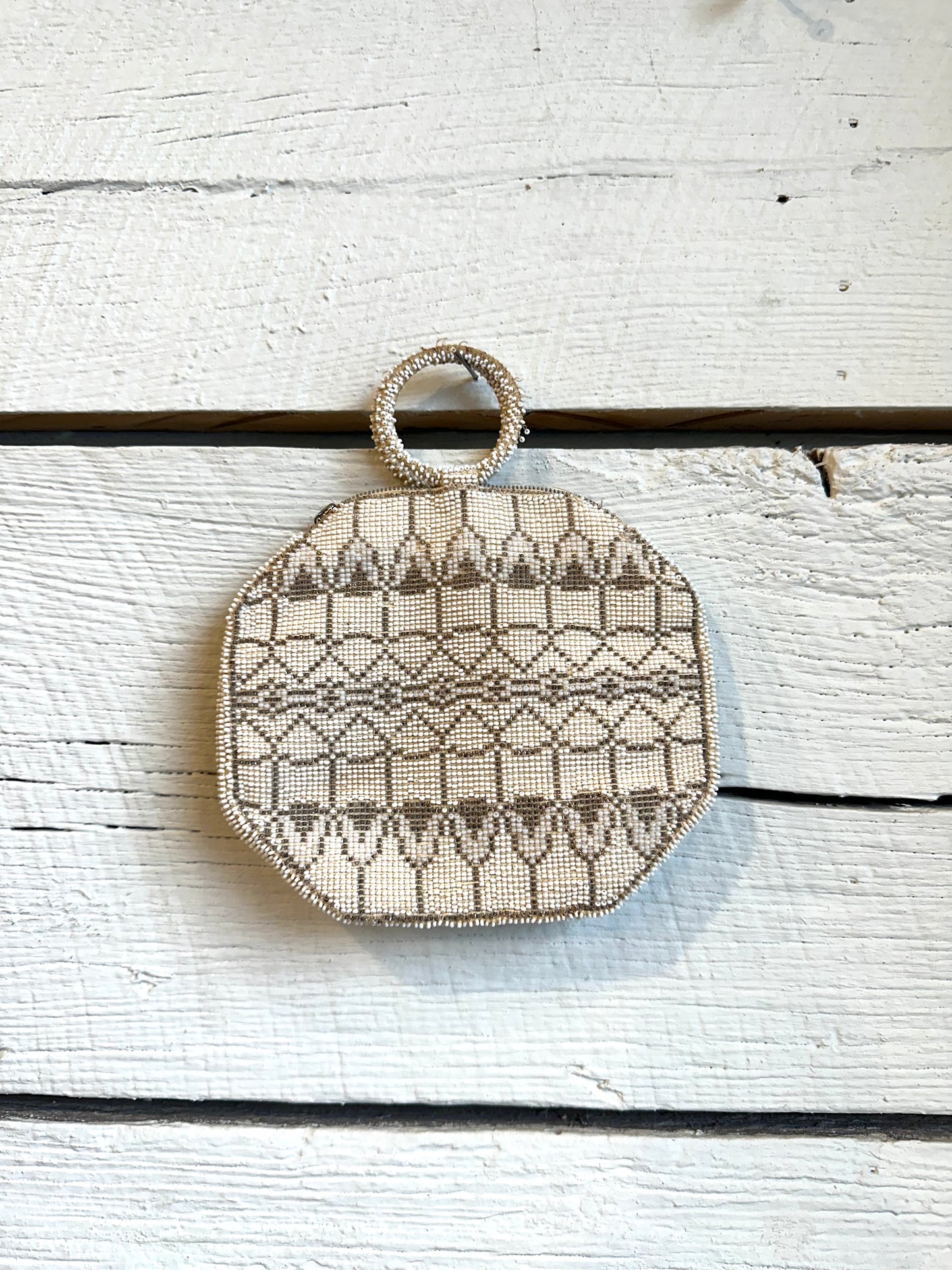 1940s off-white beaded bag