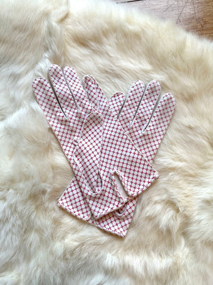 1950s/1960s red and white cross patterned gloves