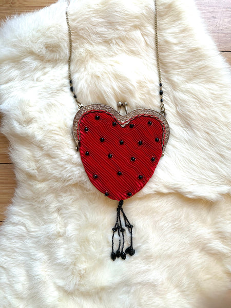 1980s beaded heart shaped purse