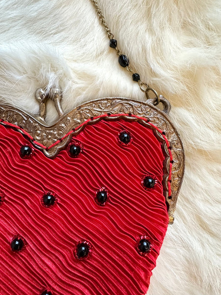 1980s beaded heart shaped purse